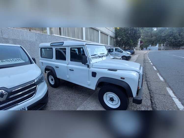Land Rover Defender 122CV foto 6